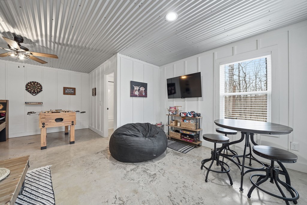 428595 Ellijay Residential