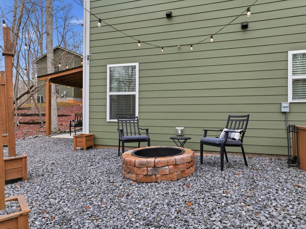 428595 Ellijay Residential