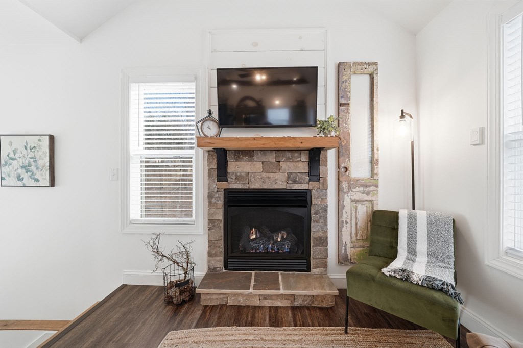 428595 Ellijay Residential