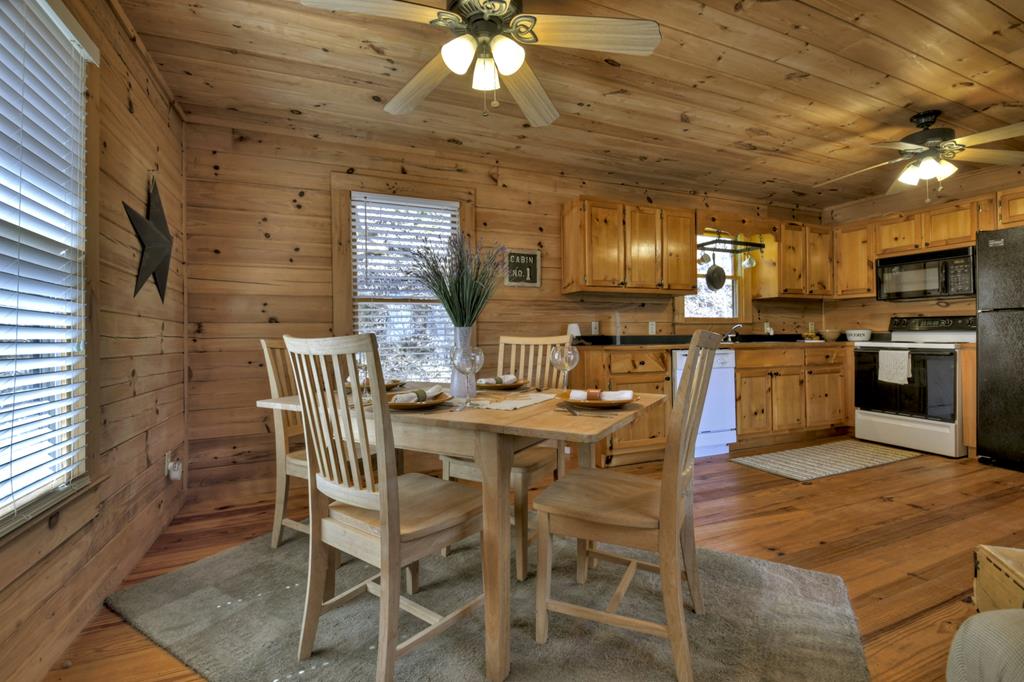 428596 McCaysville Residential