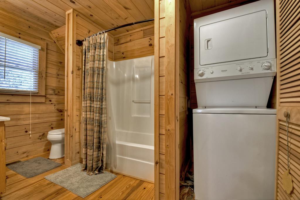 428596 McCaysville Residential