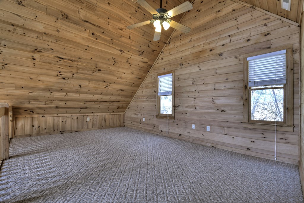 428596 McCaysville Residential