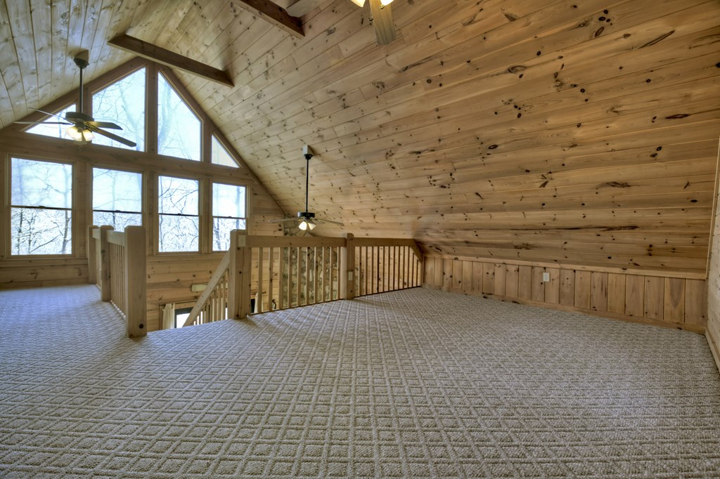 428596 McCaysville Residential