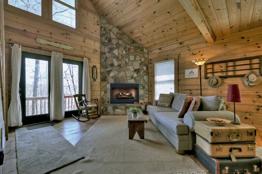 428596 McCaysville Residential