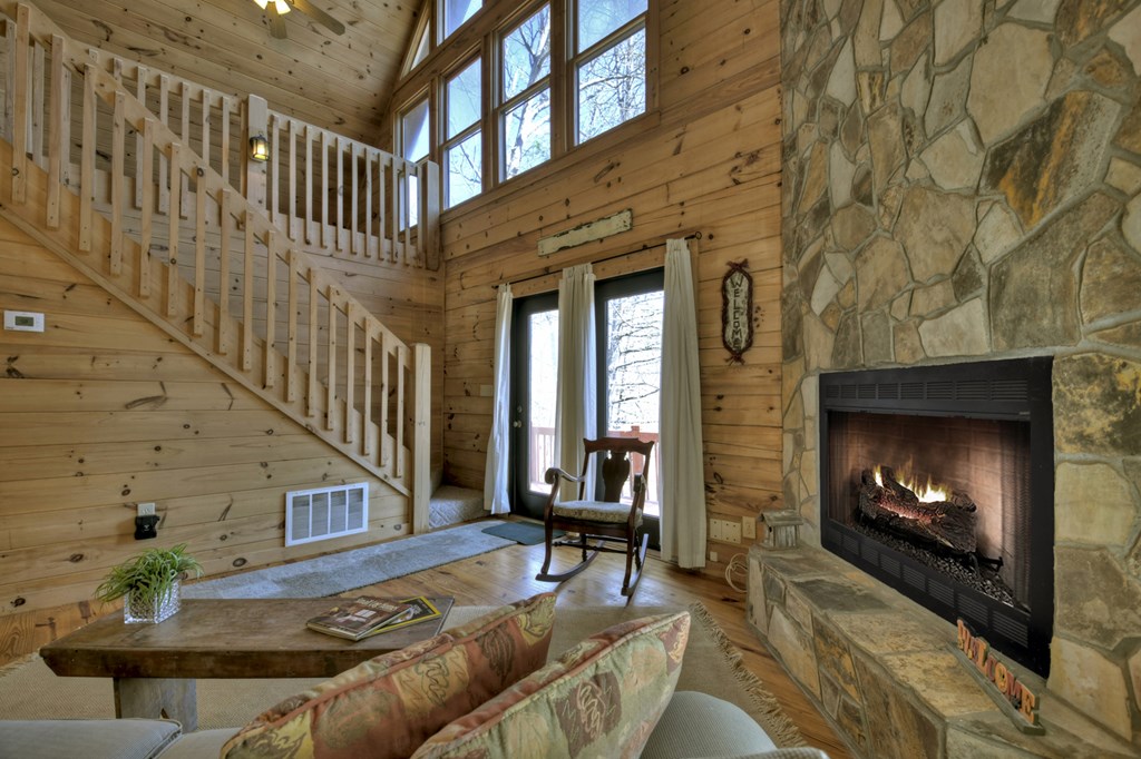 428596 McCaysville Residential