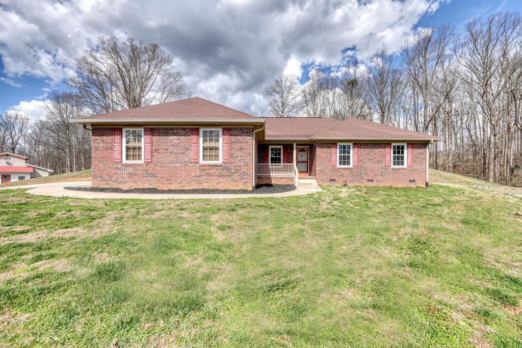 428598 Young Harris Residential