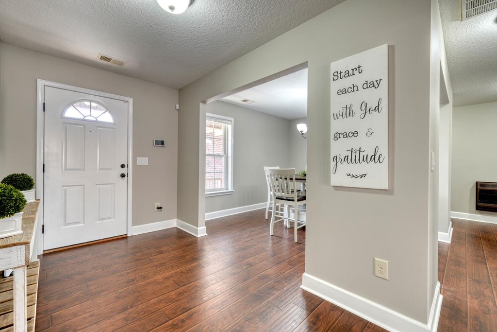 428598 Young Harris Residential