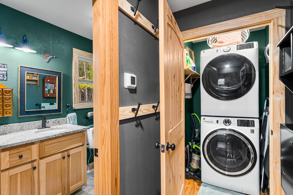 428606 Murphy Residential