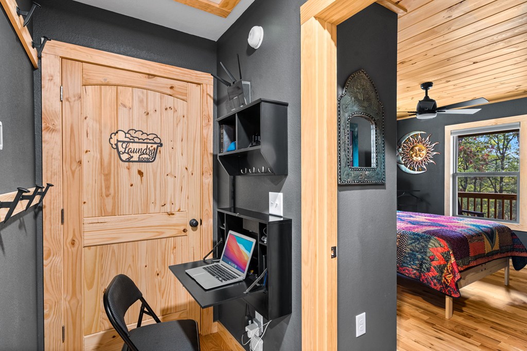 428606 Murphy Residential