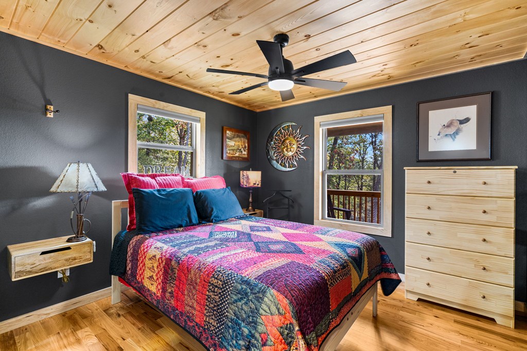 428606 Murphy Residential