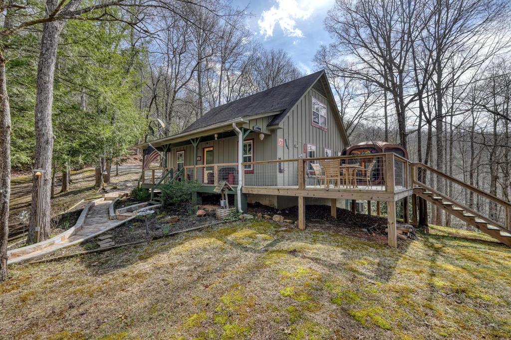428609 Hayesville Residential