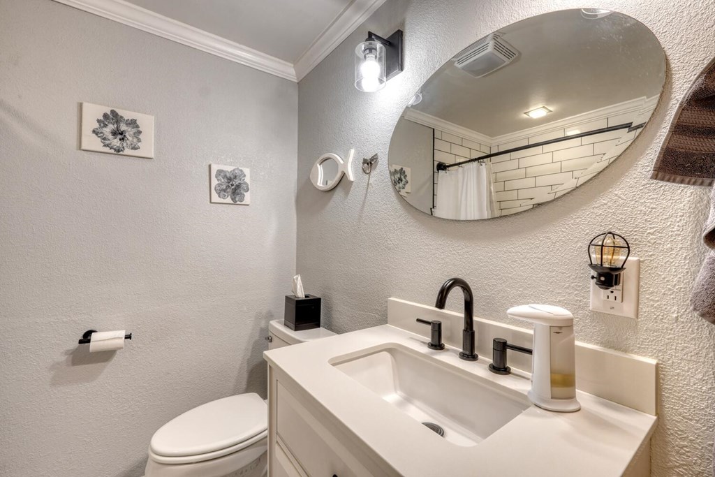 428609 Hayesville Residential