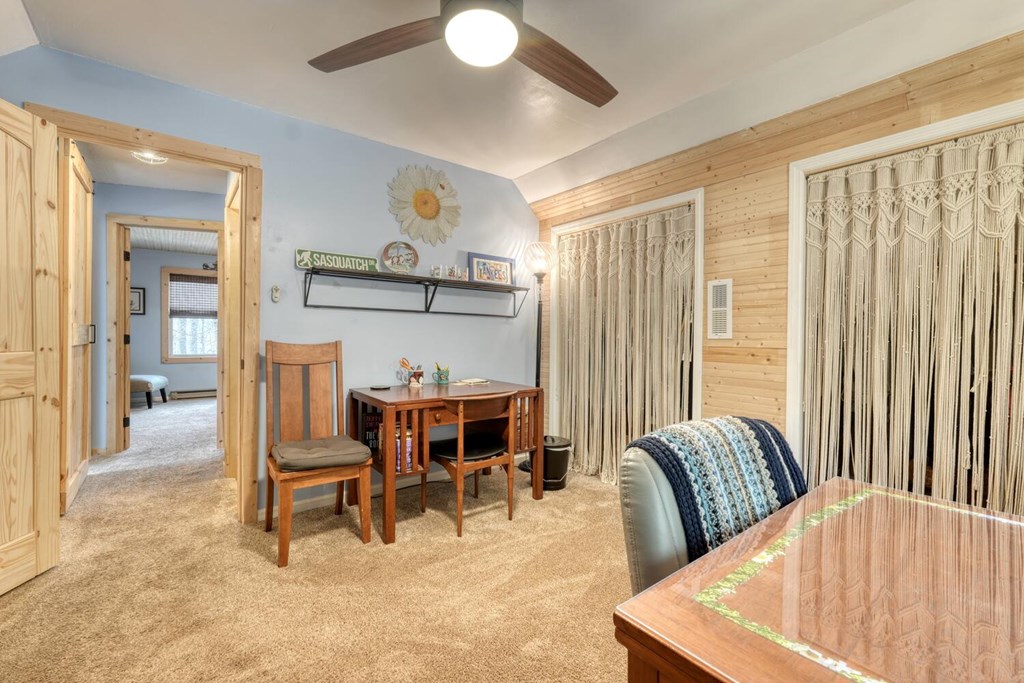 428609 Hayesville Residential