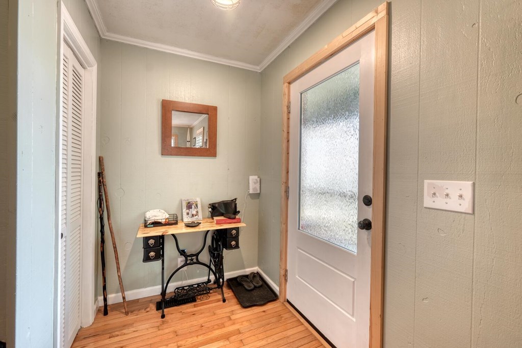 428609 Hayesville Residential