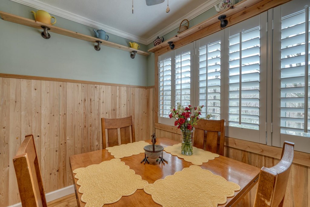 428609 Hayesville Residential