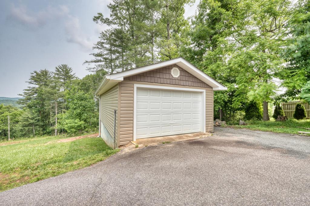 428612 Blairsville Residential
