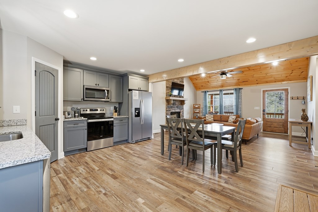 428616 Ellijay Residential