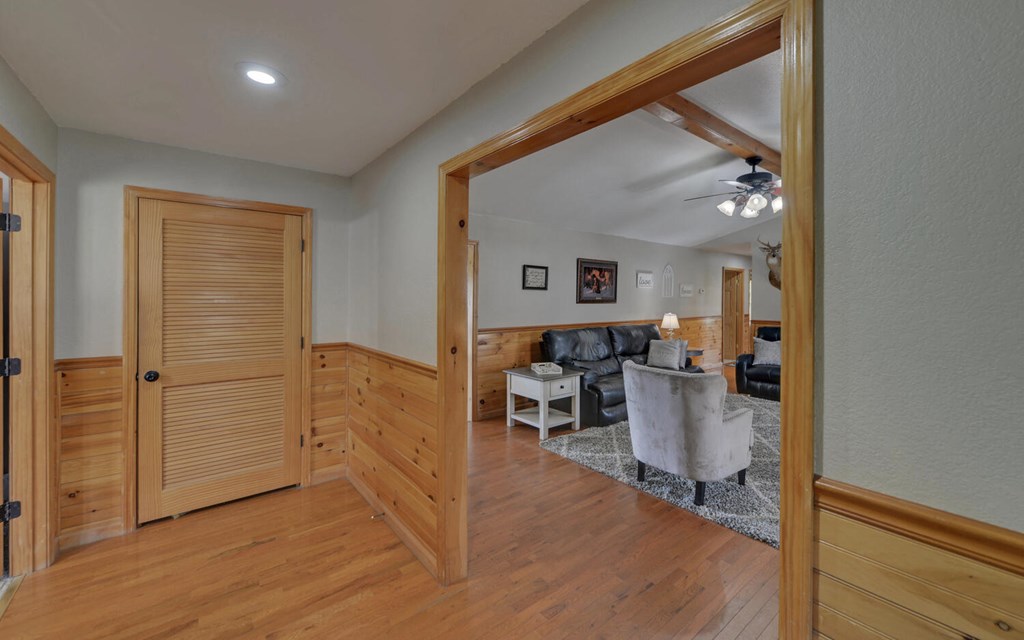 428620 Farner Residential