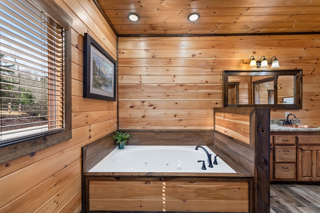 428622 Blue Ridge Residential