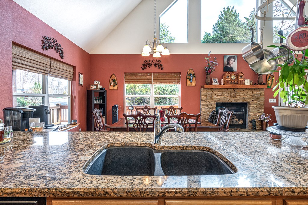 428624 Murphy Residential