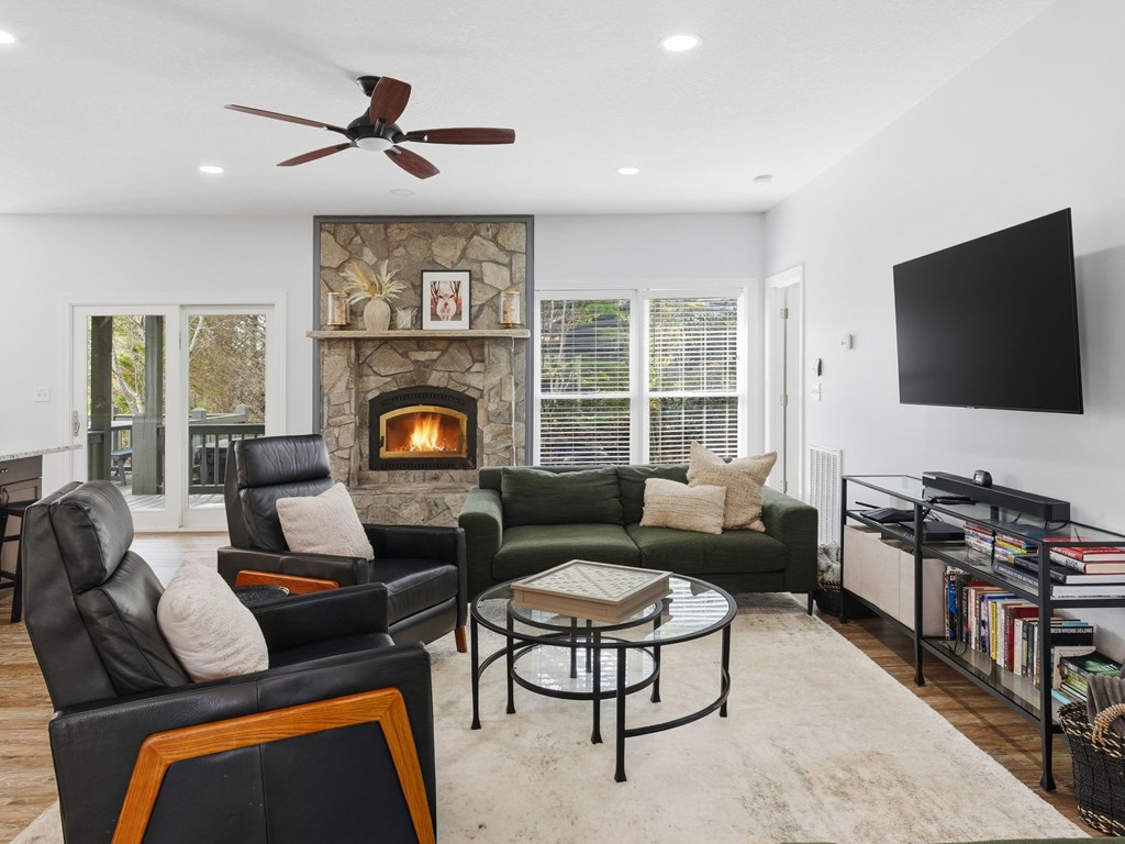 428625 Blue Ridge Residential