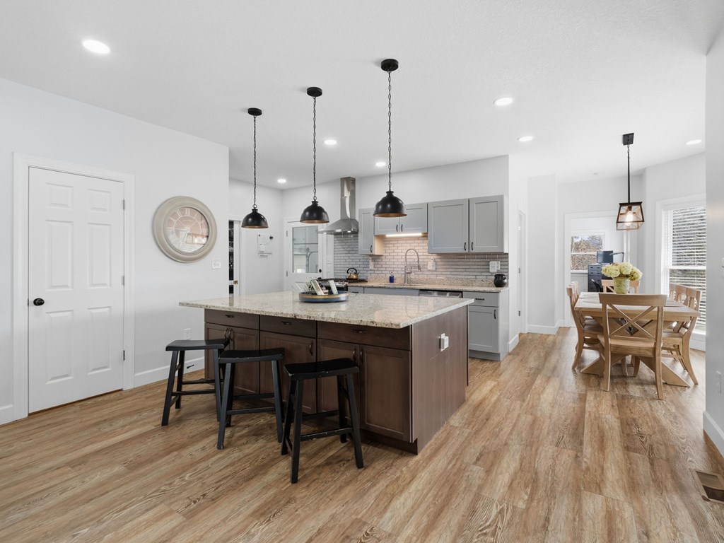 428625 Blue Ridge Residential