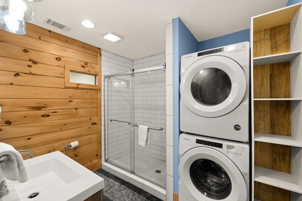 428632 Blue Ridge Residential