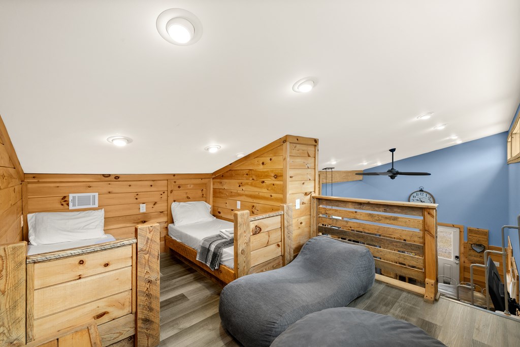 428632 Blue Ridge Residential