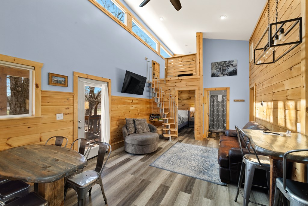 428632 Blue Ridge Residential