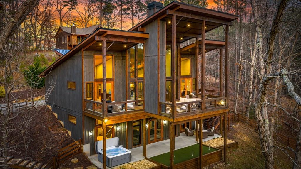 428635 Blue Ridge Residential