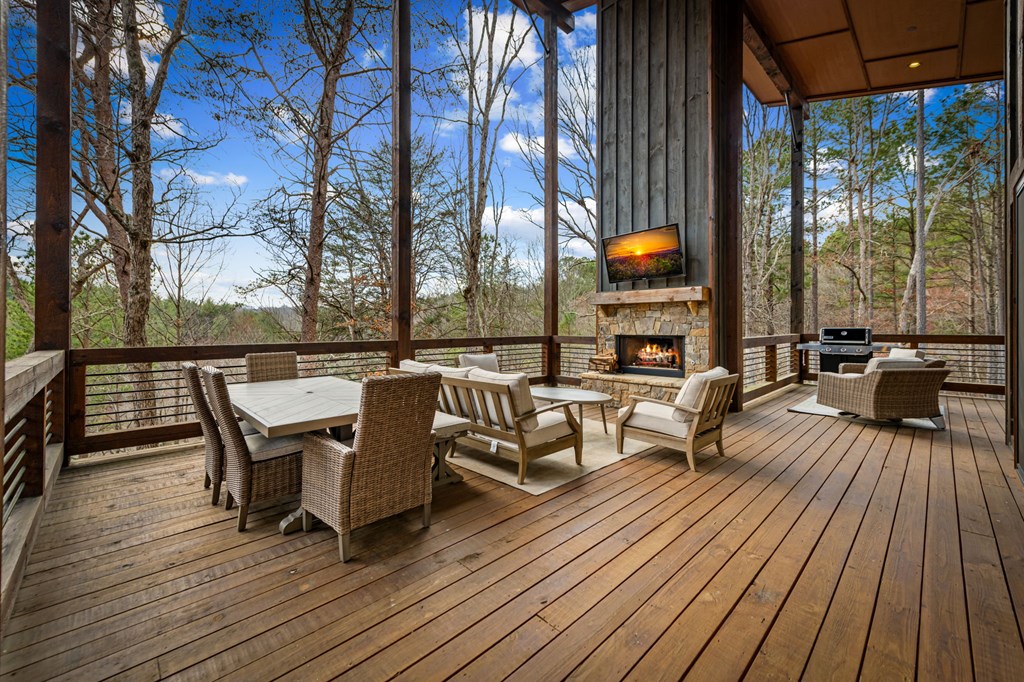 428635 Blue Ridge Residential