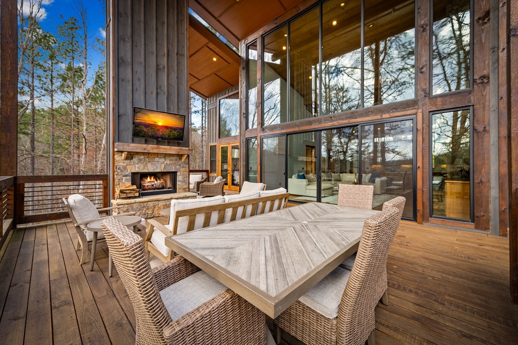 428635 Blue Ridge Residential