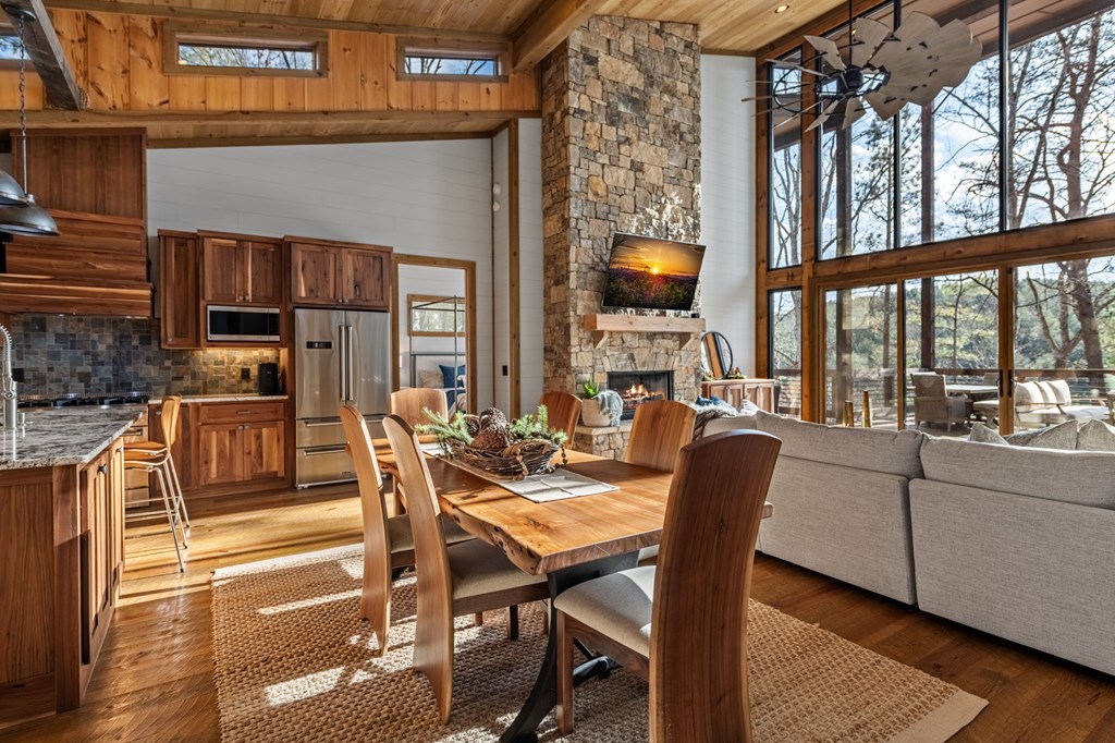 428635 Blue Ridge Residential