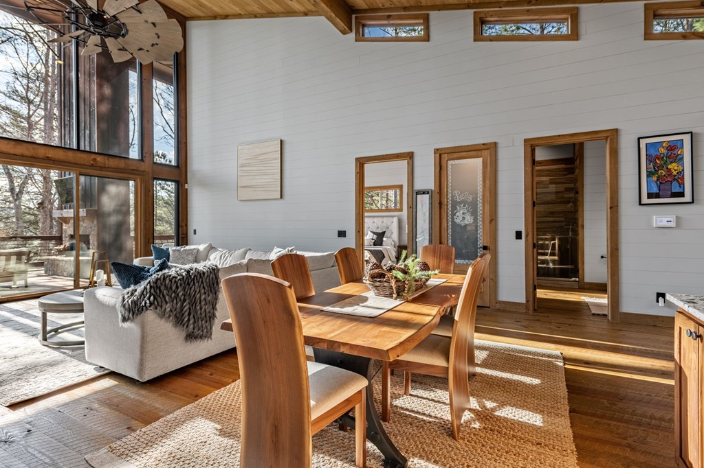 428635 Blue Ridge Residential