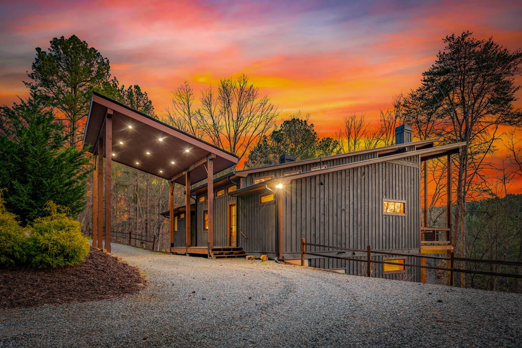 428635 Blue Ridge Residential