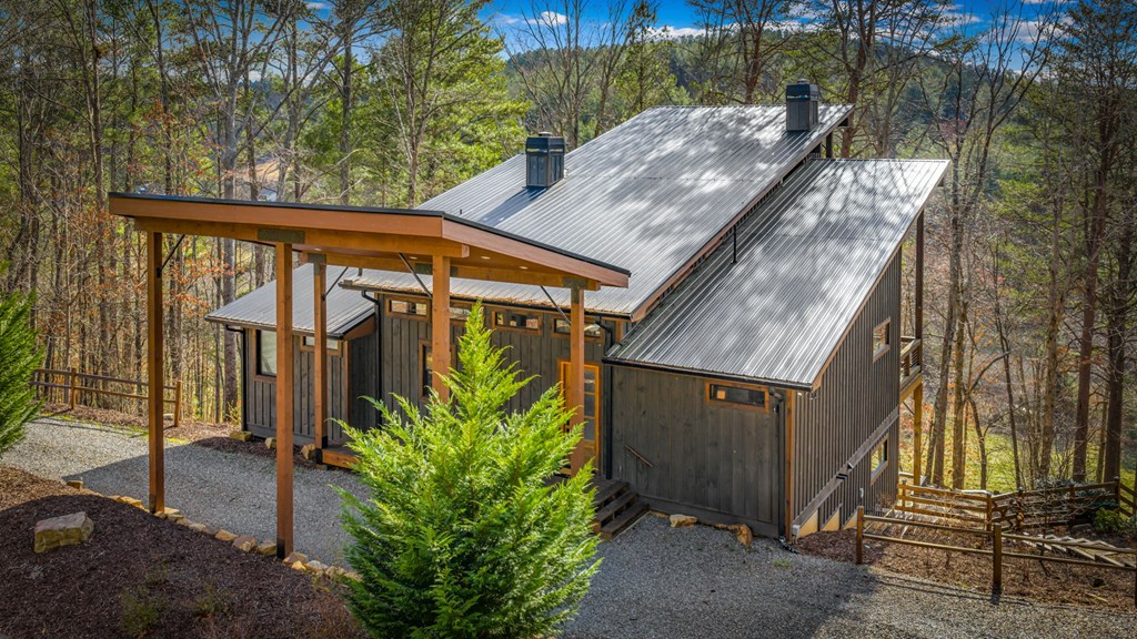 428635 Blue Ridge Residential