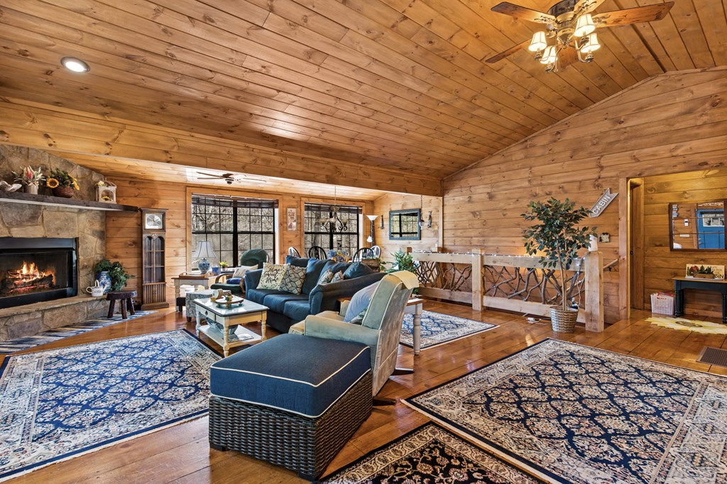 428640 Cherry Log Residential