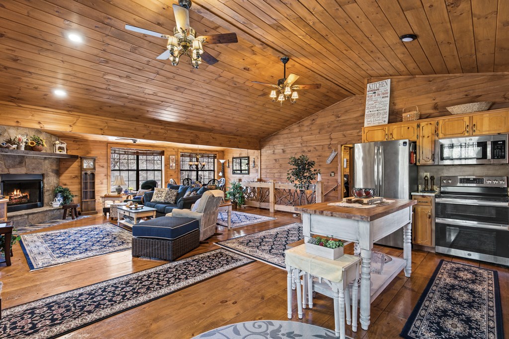 428640 Cherry Log Residential