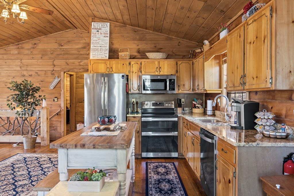 428640 Cherry Log Residential