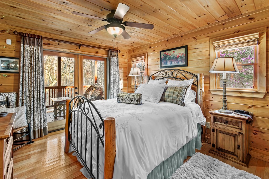 428641 Mineral Bluff Residential