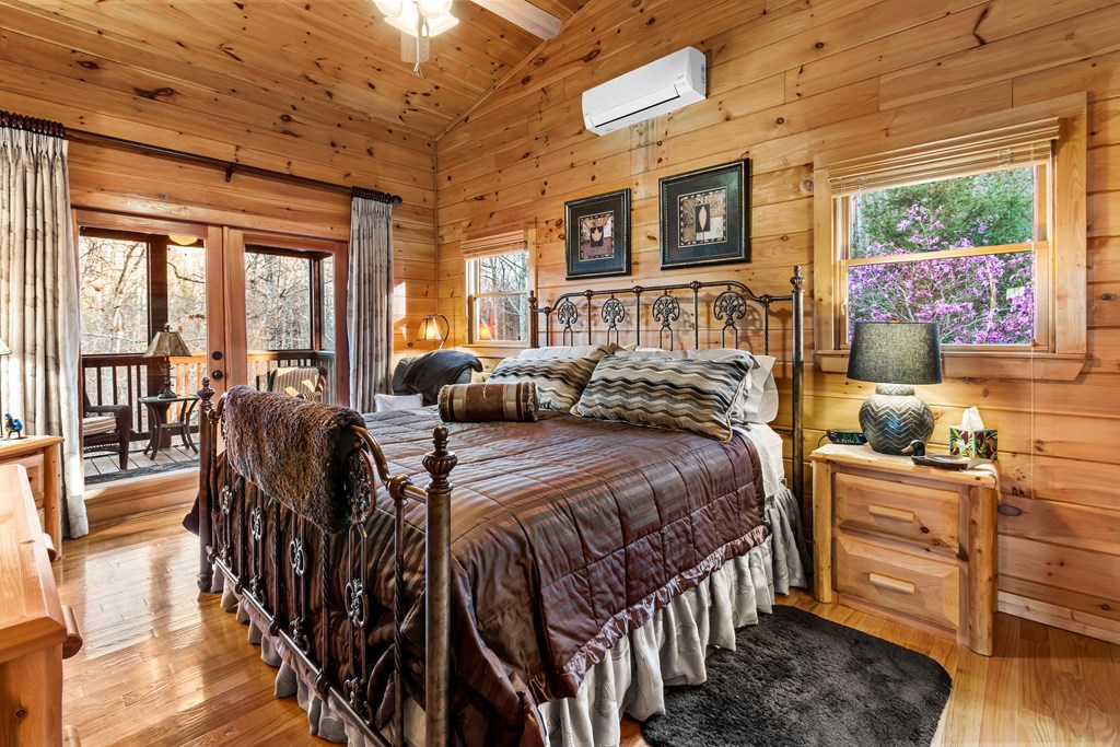 428641 Mineral Bluff Residential