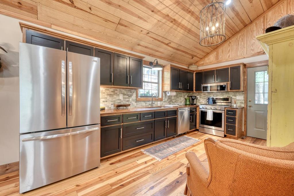 428643 Ellijay Residential