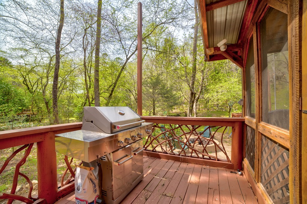 428644 Suches Residential