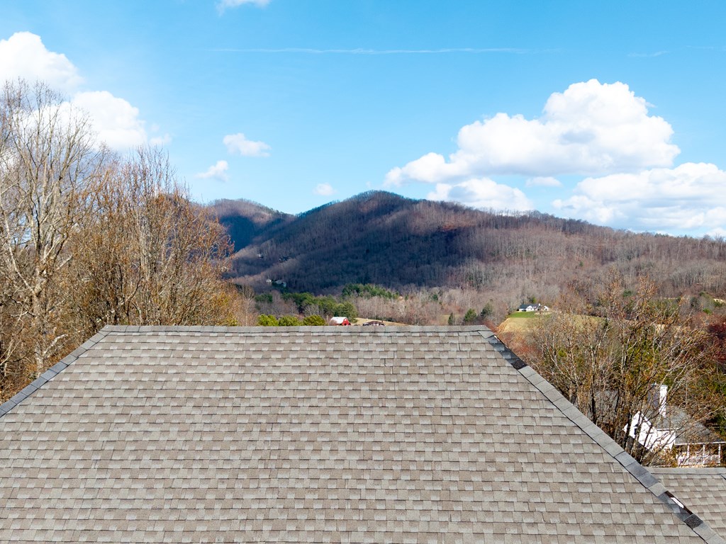 428649 Hayesville Residential
