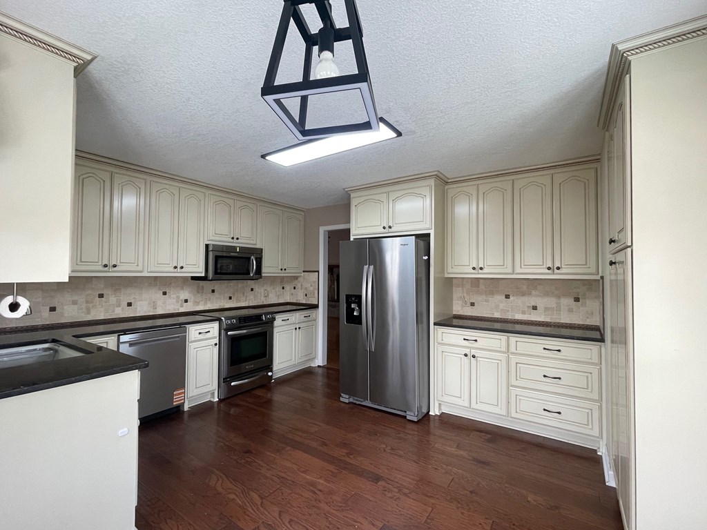 428650 Dahlonega Residential