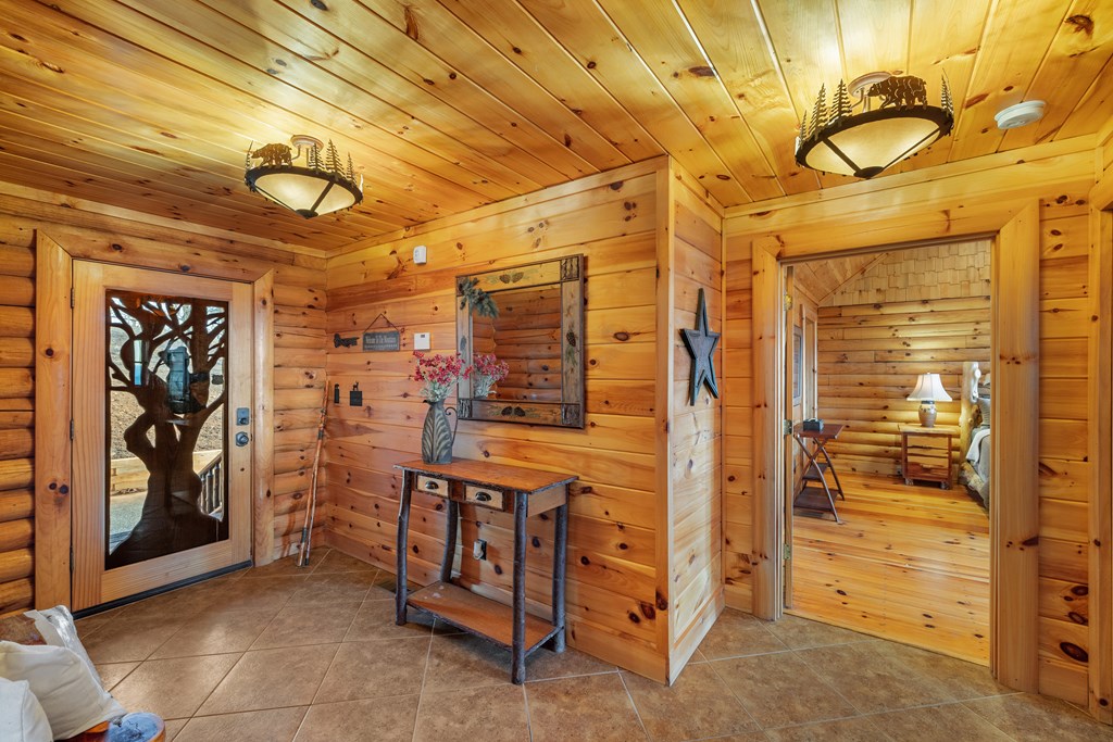 428656 Mineral Bluff Residential