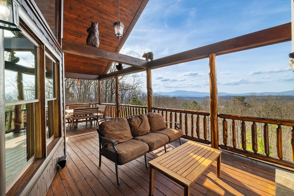 428656 Mineral Bluff Residential