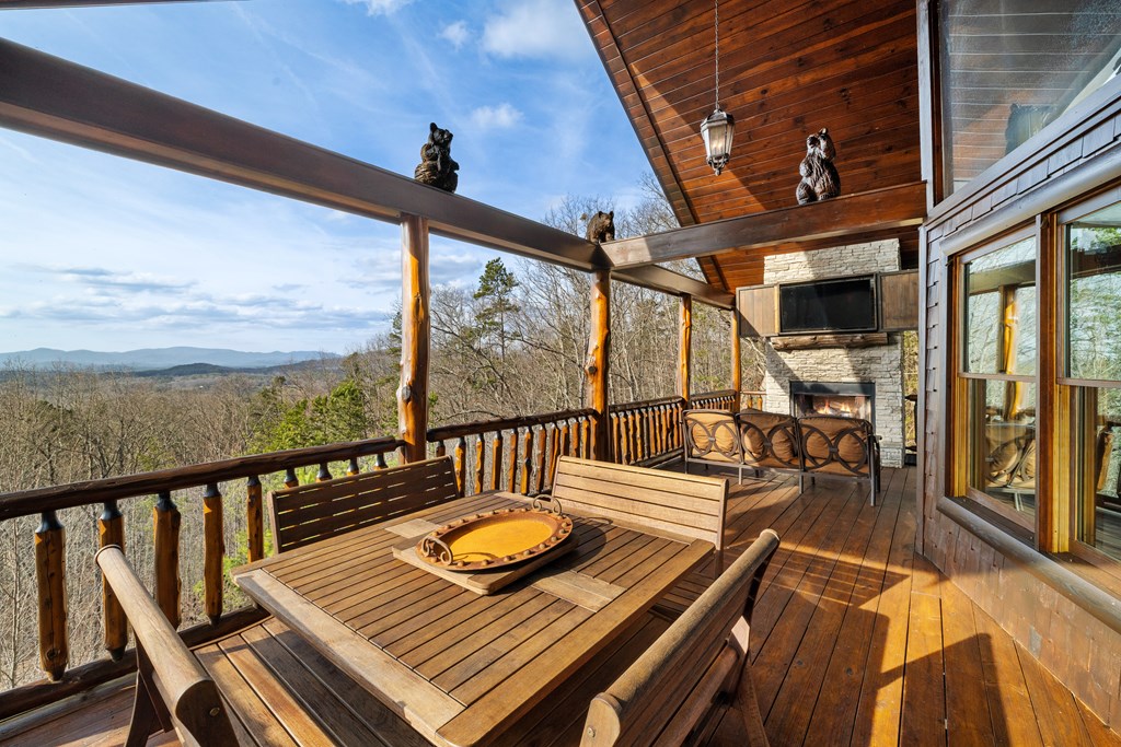 428656 Mineral Bluff Residential