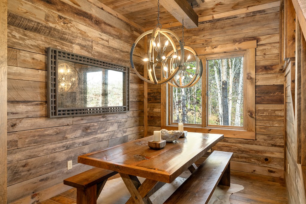 428657 Blue Ridge Residential