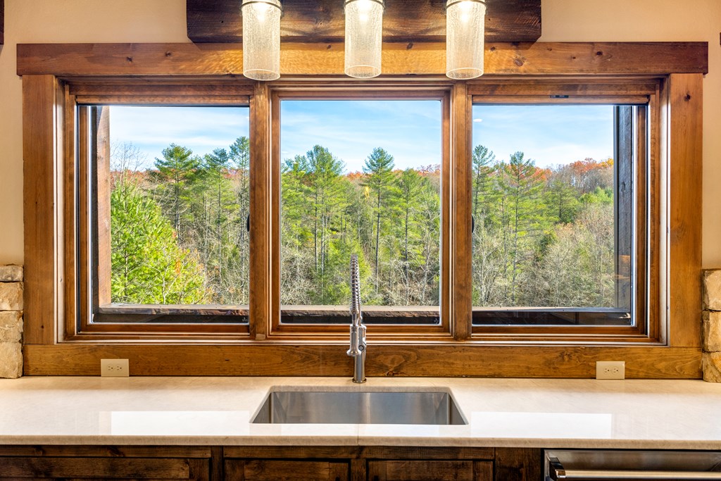 428657 Blue Ridge Residential